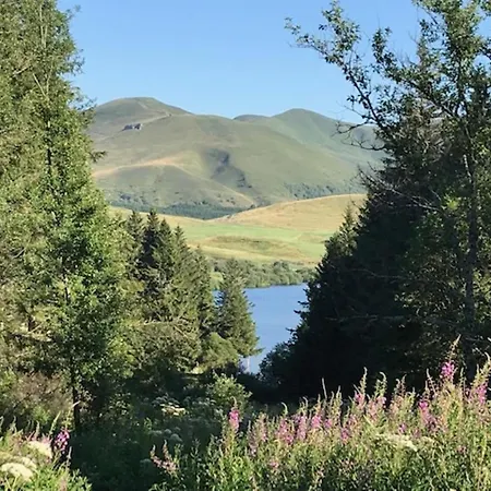 아파트 Bel T2 Avec Balcon Et Parking Au - Fr-1-608-271 *